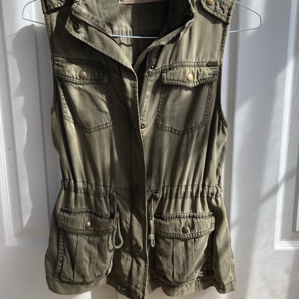 max jeans green parka vest